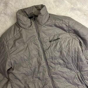 Columbia Light Gray Quilted Jacket